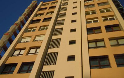 Uporaba toplotno izolacijskih materialov v zunanjih oblogah višjih stavb